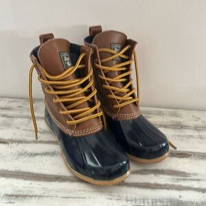 BASS WOMENS HARLEQUIN WATERPROOF DUCK BOOT size 7